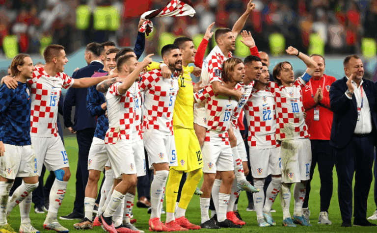 Mundial de Qatar: 2 seleccionados de Croacia festejaron el tercer lugar haciendo un saludo fascista