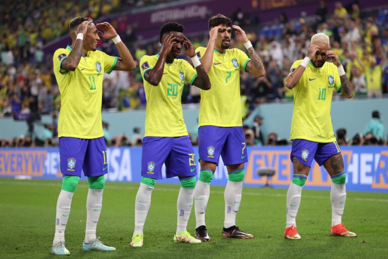 “Irrespetuosos con el rival”: Polémica tras bailes de festejo de Brasil durante partido contra Corea del Sur
