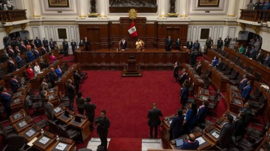 Congreso de Perú rechazó adelanto de elecciones para diciembre de 2023