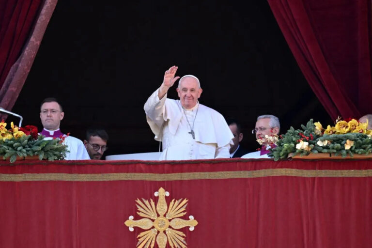 Francisco y mensaje de Navidad: Deseó el “fin del derramamiento de sangre” en Irán y reiteró llamado a poner fin a guerra en Ucrania
