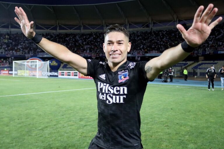 “Cumplí un sueño de infancia”: Óscar Opazo confirmó su salida de Colo Colo tras 5 años en el club