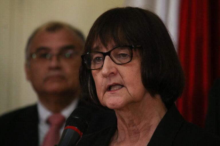 U. de Chile: Devés anuncia sumario para determinar eventuales responsabilidades por trabajos sobre pedofilia