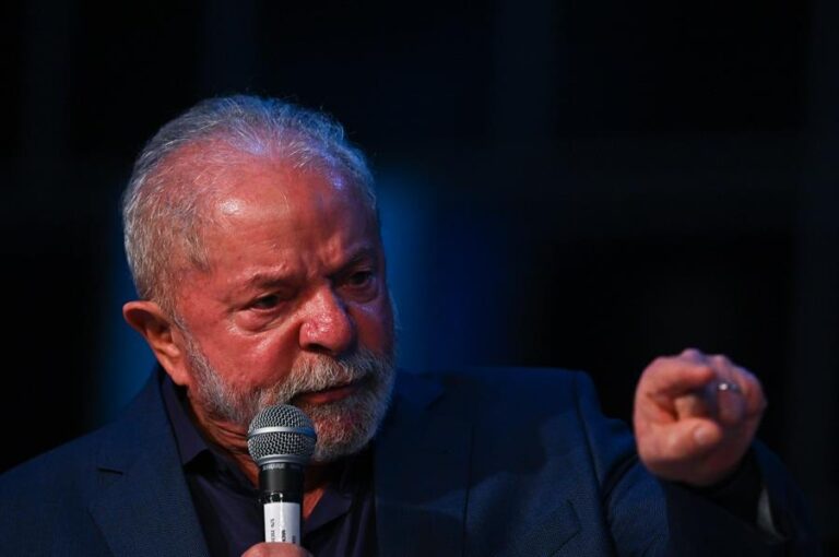 Desactivan explosivo en Brasilia a días de la investidura de Lula de Silva