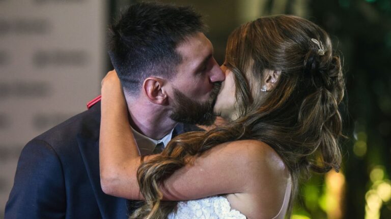 Leo Messi y Antonela Roccuzzo: La historia de amor que atravesó el tiempo y la distancia