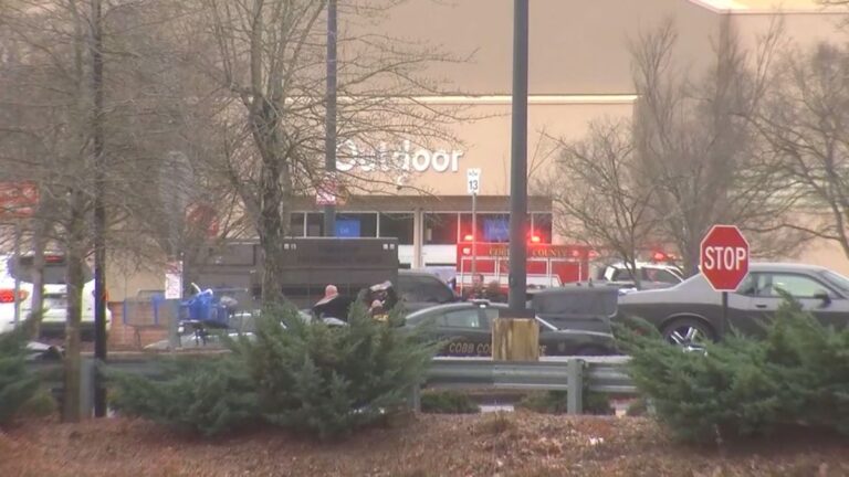 Varios heridos tras un tiroteo en un Walmart del área de Marietta, Georgia
