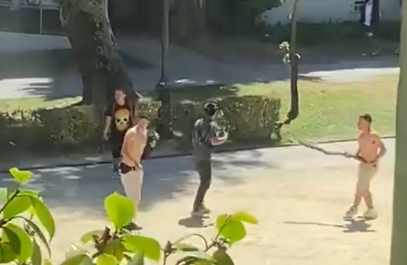 Captan violenta riña con palos y un arma blanca en Universidad de Concepción