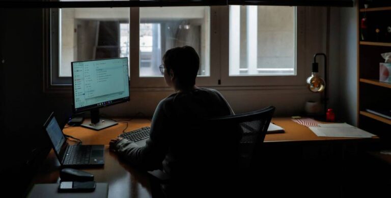 Sin vacaciones ni días libres: ¿Cómo manejar el estrés cuando se trabaja sin parar?