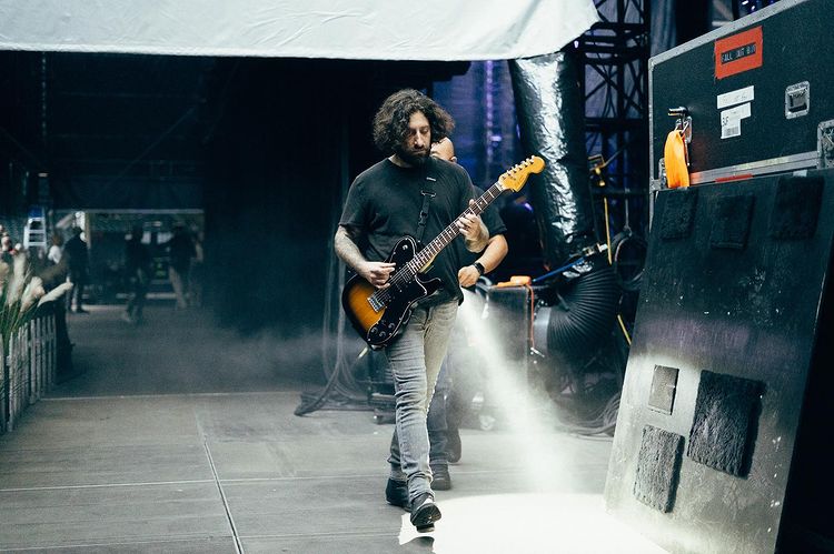 El guitarrista de Fall Out Boy Joe Trohman se aleja de la banda para centrarse en su salud mental