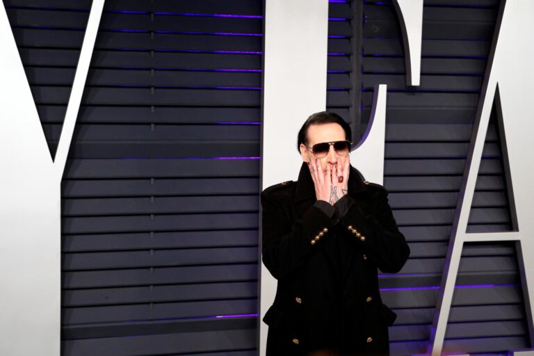 Denuncian a Marilyn Manson por agresión sexual a una menor
