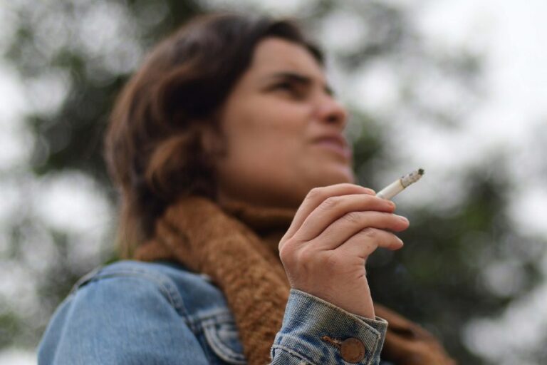 México: Entra en vigencia ley que prohibe el consumo de tabaco en espacios públicos