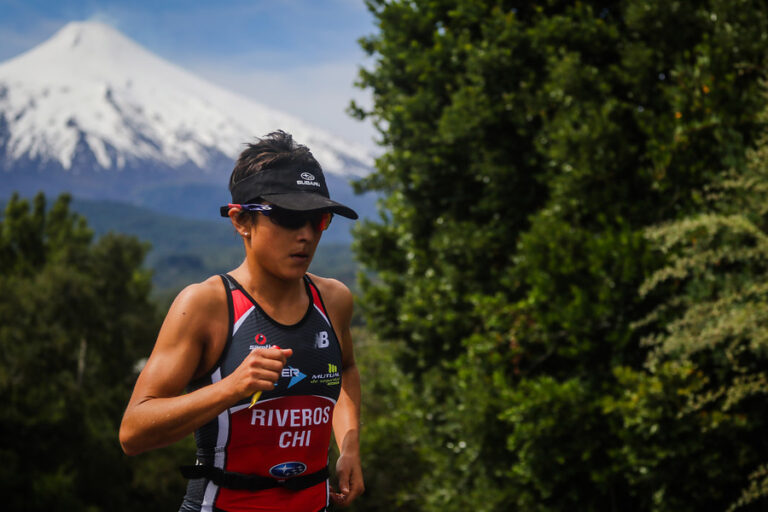 Haciendo historia: Bárbara Riveros consiguió su sexto Ironman de Pucón