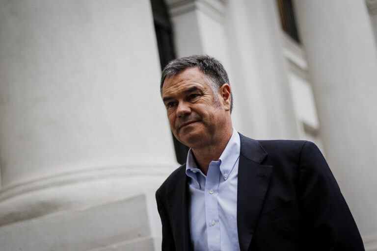 Manuel José Ossandón y salida de Marcela Ríos: 