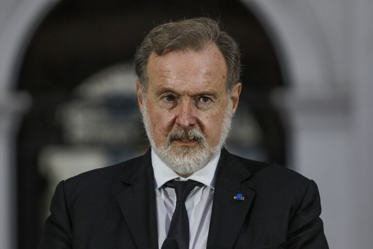 Cancillería citó a embajador de Argentina en Chile tras criticar no haber sido avisado sobre Dominga