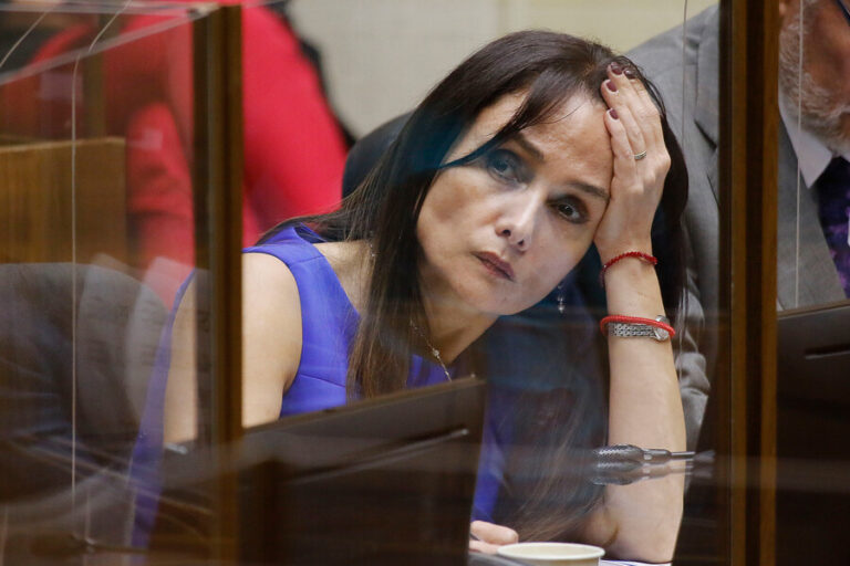 Marta Herrera se niega a renunciar tras solicitud del fiscal Valencia