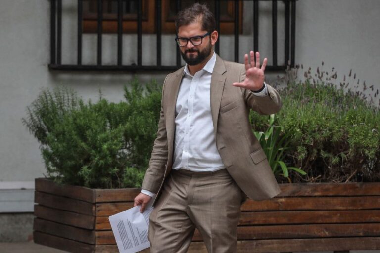 Diputados RN denuncian al Gobierno ante Fiscalía por “prevaricación” a raíz de los indultos