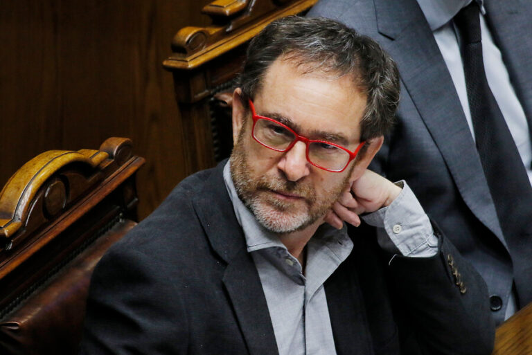 Presidente Boric designa a exministro de Obras Públicas, Juan Carlos García, como nuevo embajador de Chile en Canadá