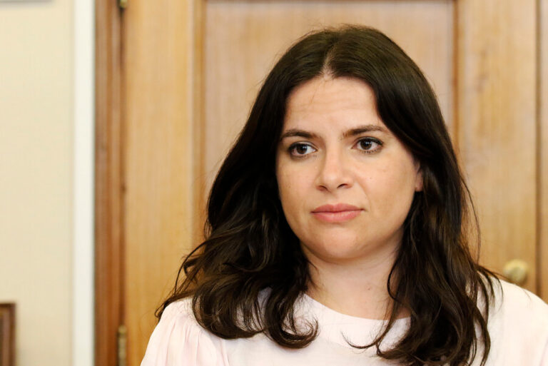 Ministra Orellana y sondeo sobre derechos sexuales: 