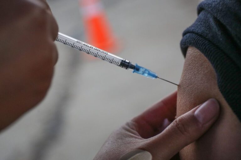 Ministerio de Salud ampliará grupos objetivos para vacunación contra influenza en la Región de Valparaíso