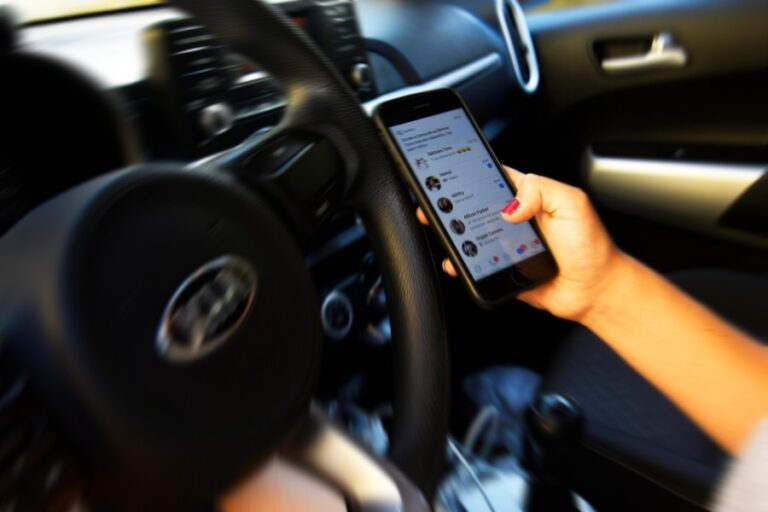 Nueva normativa para evitar robo de celulares: Todos los dispositivos serán bloqueados tras un asalto