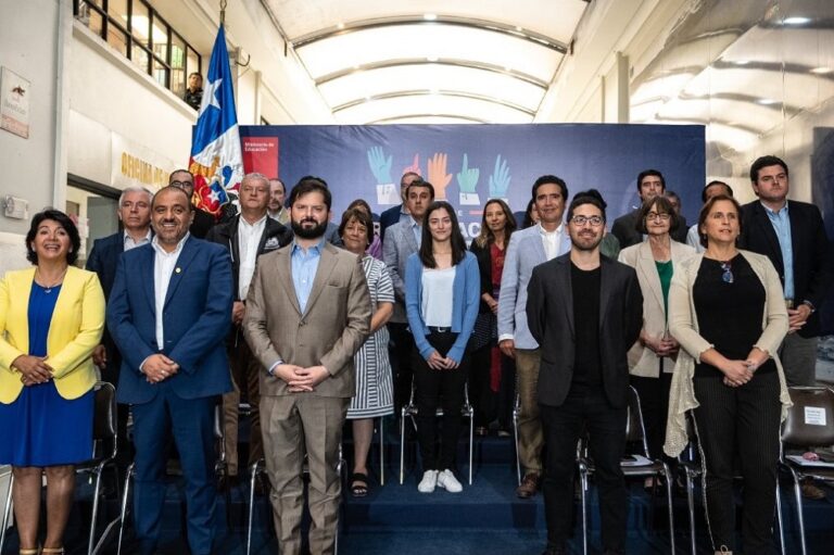 Desde la Unesco hasta privados: Gobierno presenta integrantes del nuevo Consejo para la Reactivación Educativa