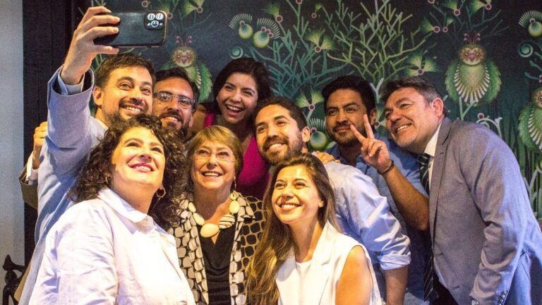 Bancada de diputados PS solicitaron a la ex presidenta Bachelet participar en el proceso constituyente