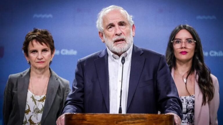 Pdte. Boric instruyó a servicios públicos disponer terrenos fiscales ante crisis habitacional: Incluye los de FF.AA.