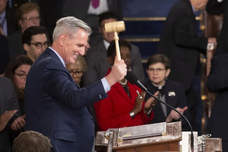 Tras 15 votaciones: Kevin McCarthy fue elegido presidente de la Cámara de Representantes