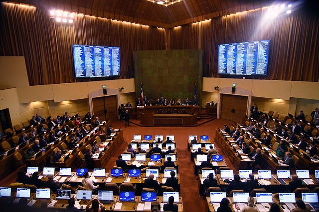 Pulso Ciudadano: 54,8% desconfía del nuevo proceso constituyente