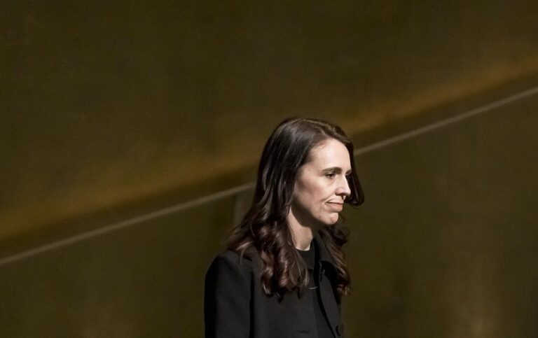 Sucesor de Jacinda Ardern denunció el trato 