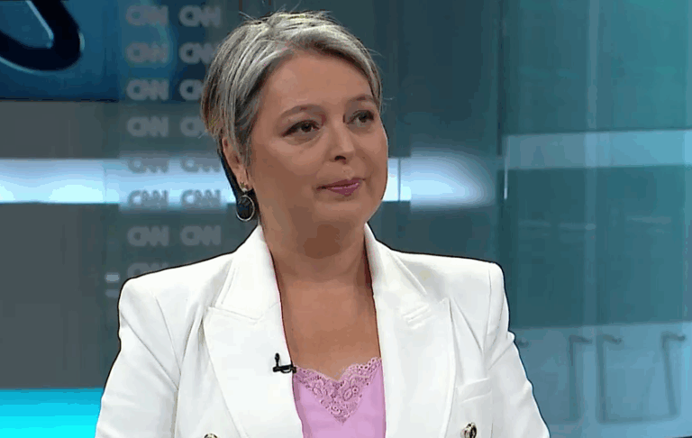 Ministra Jara y debate por reforma previsional: 