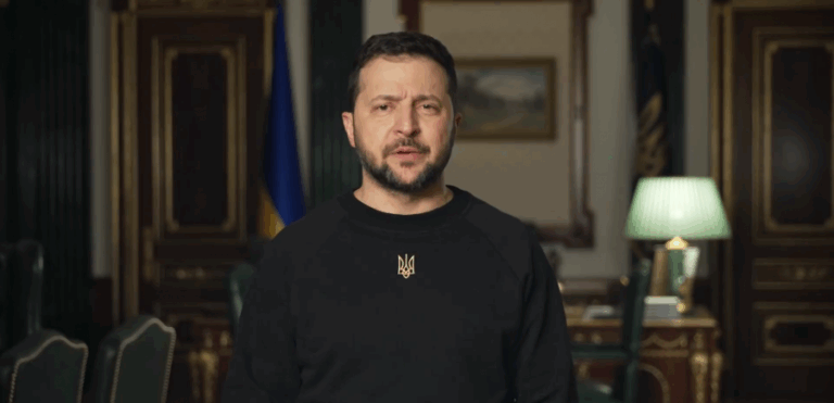 La sorpresiva aparición de Zelensky en los Globos de Oro: 