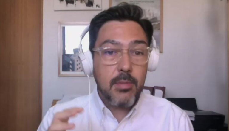 Académico Andrés Delgado por TPP-11: 
