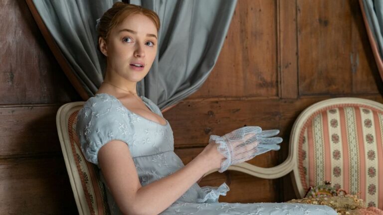 Phoebe Dynevor reveló que no estará en la temporada 3 de 