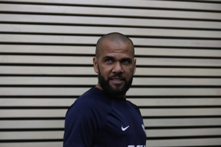Caso Dani Alves: Pruebas de ADN incriminarían al jugador en la investigación por agresión sexual