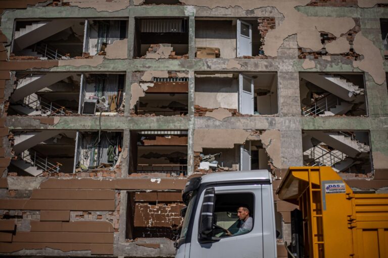 Nuevo terremoto en Turquía: 3 personas muertas y 213 heridas