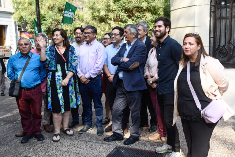 Apruebo Dignidad y Partido Socialista inscriben pacto para elección de constituyentes