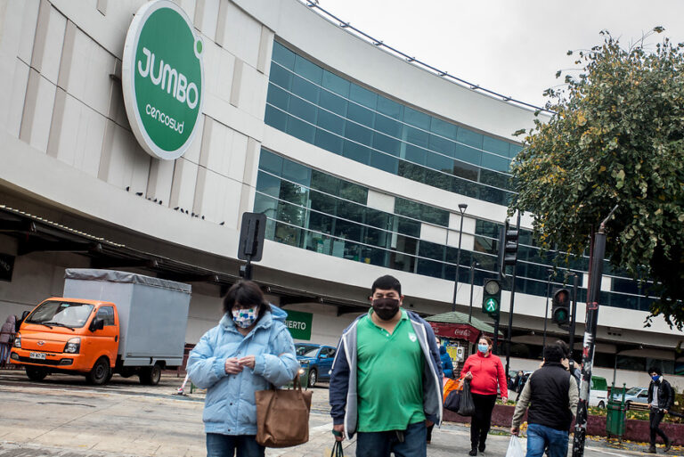 Argentina: Clausuran un supermercado Jumbo por incumplimiento de fijación de precios