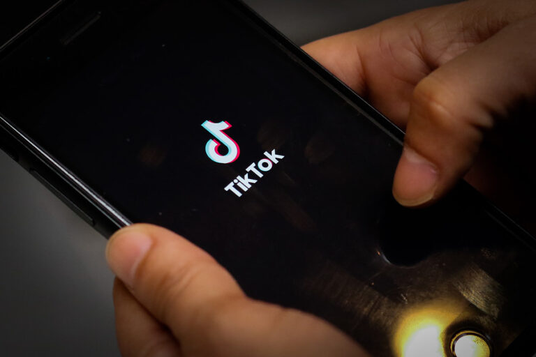 China dice que instrucción de EE.UU. sobre eliminación de TikTok es 