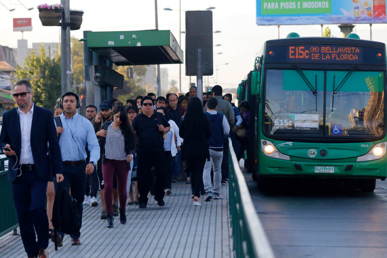 Ministerio de Transporte presentó el “Plan marzo de movilidad” que busca reforzar los servicios de transporte público