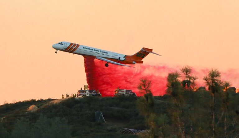 Ministro García anuncia que Aero Tanker llegará este viernes a la Región del Biobío