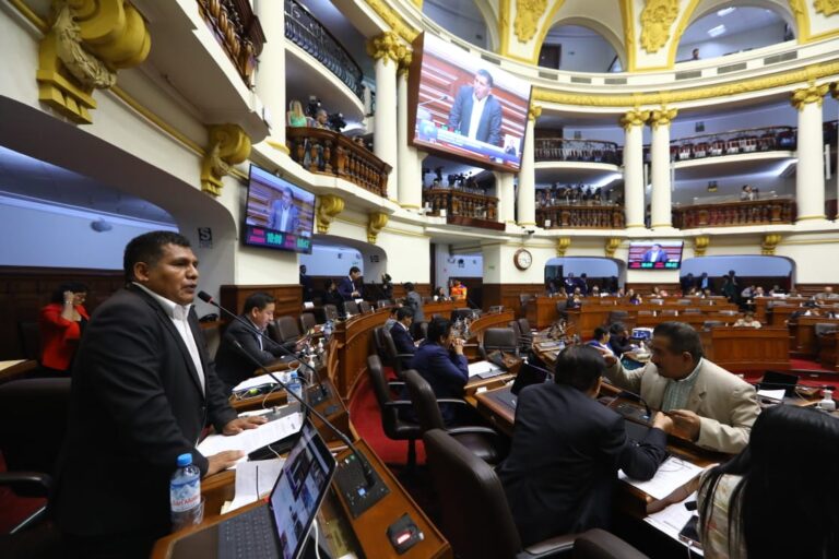 Congreso de Perú rechaza por segunda vez adelantar elecciones para 2023