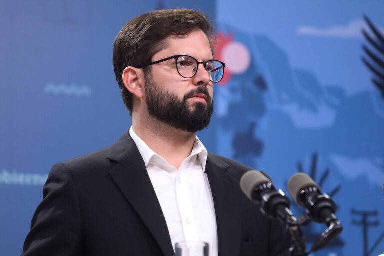 Boric tacha a Ortega de dictador: “La patria se lleva en el corazón y en los actos, no se priva por decreto”