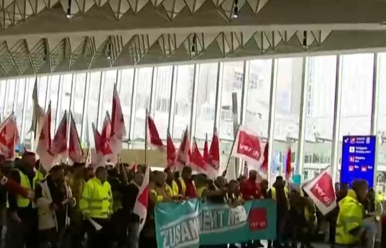 Alemania: Huelga paraliza 7 aeropuertos y deja en tierra a 300 mil pasajeros