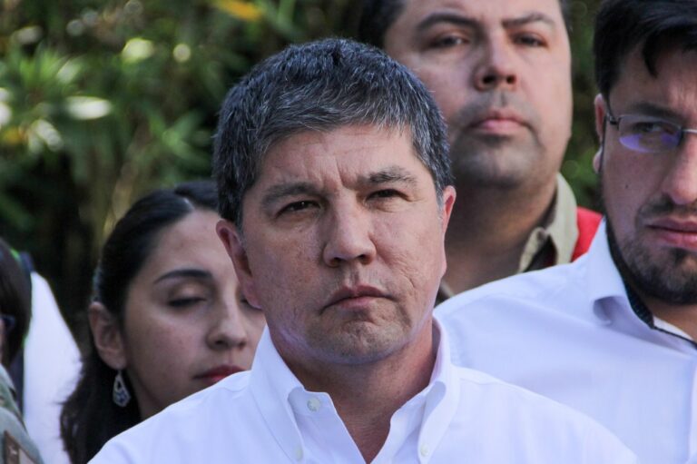 Monsalve luego que Valencia afirmara que “las forestales son víctimas”: “El principal afectado de los incendios es el país”
