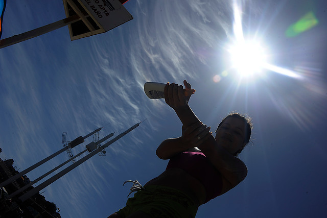 Avon respondió al ISP por retiro de protectores solares: Descartan presencia de benceno en productos