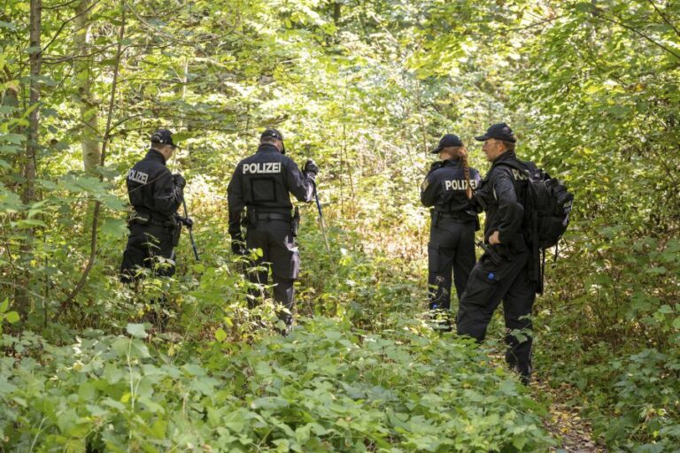 Policía alemana arresta a una mujer por presuntamente asesinar a su doble para fingir su propia muerte