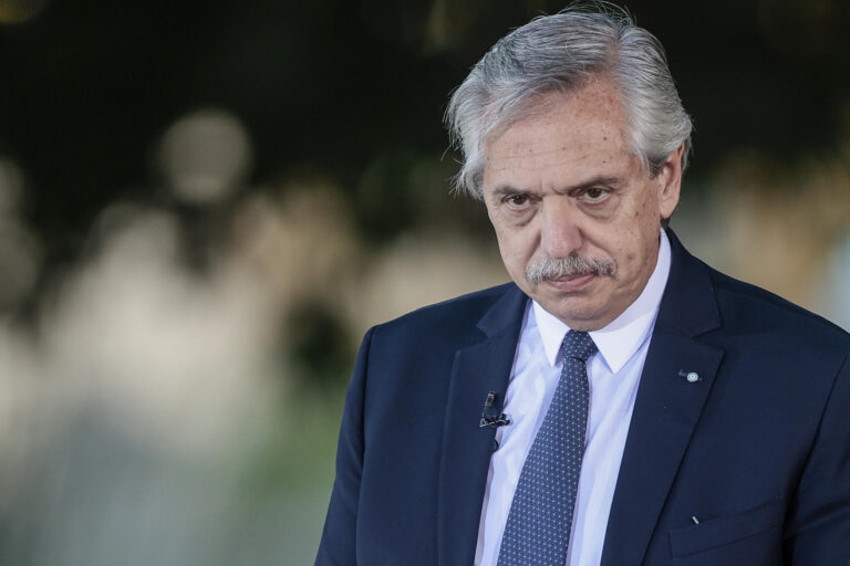 Justicia argentina reforzará custodia a expareja de Alberto Fernández tras denuncia por violencia de género