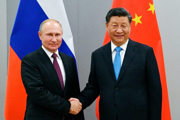 Putin felicita a Xi Jinping por el tercer mandato presidencial en China: 