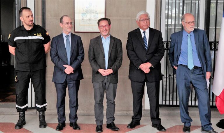 Gobierno agradece a España apoyo en el control de los incendios forestales: “El cambio climático no tiene fronteras”