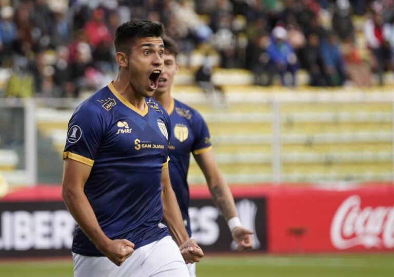 Magallanes goleó a Always Ready y clasificó a la fase 3 de la Copa Libertadores